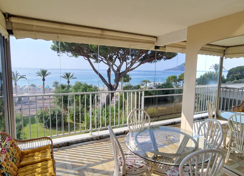 Appartement Boulevard du Midi Louise Moreau à Cannes