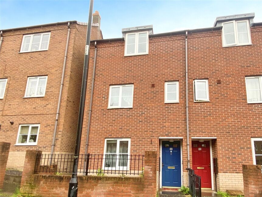 House Spruce Road in Nuneaton and Bedworth