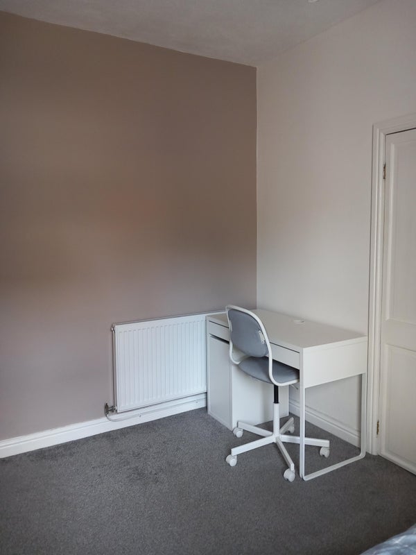 Room College Street in Nottingham