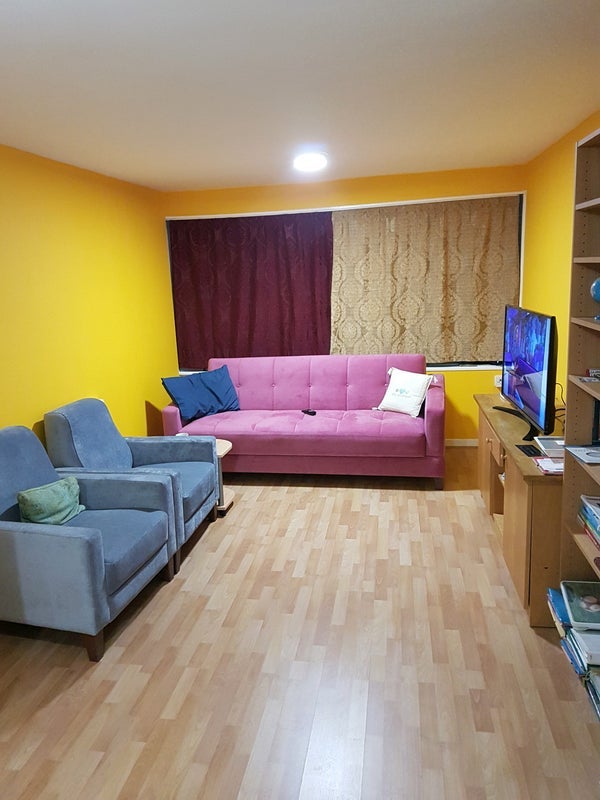 Room Mansfield Road in Greater London