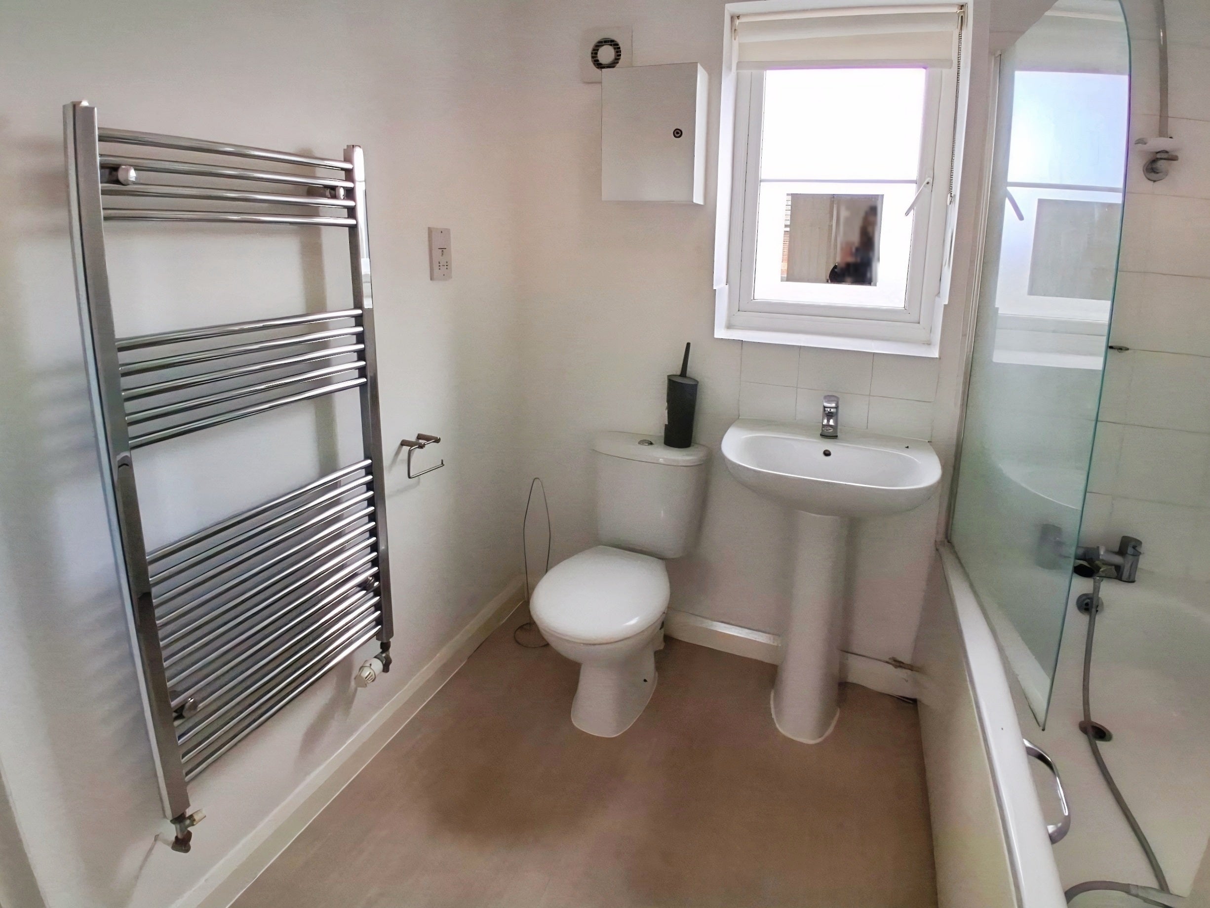 Flat Rathbone Crescent in Peterborough