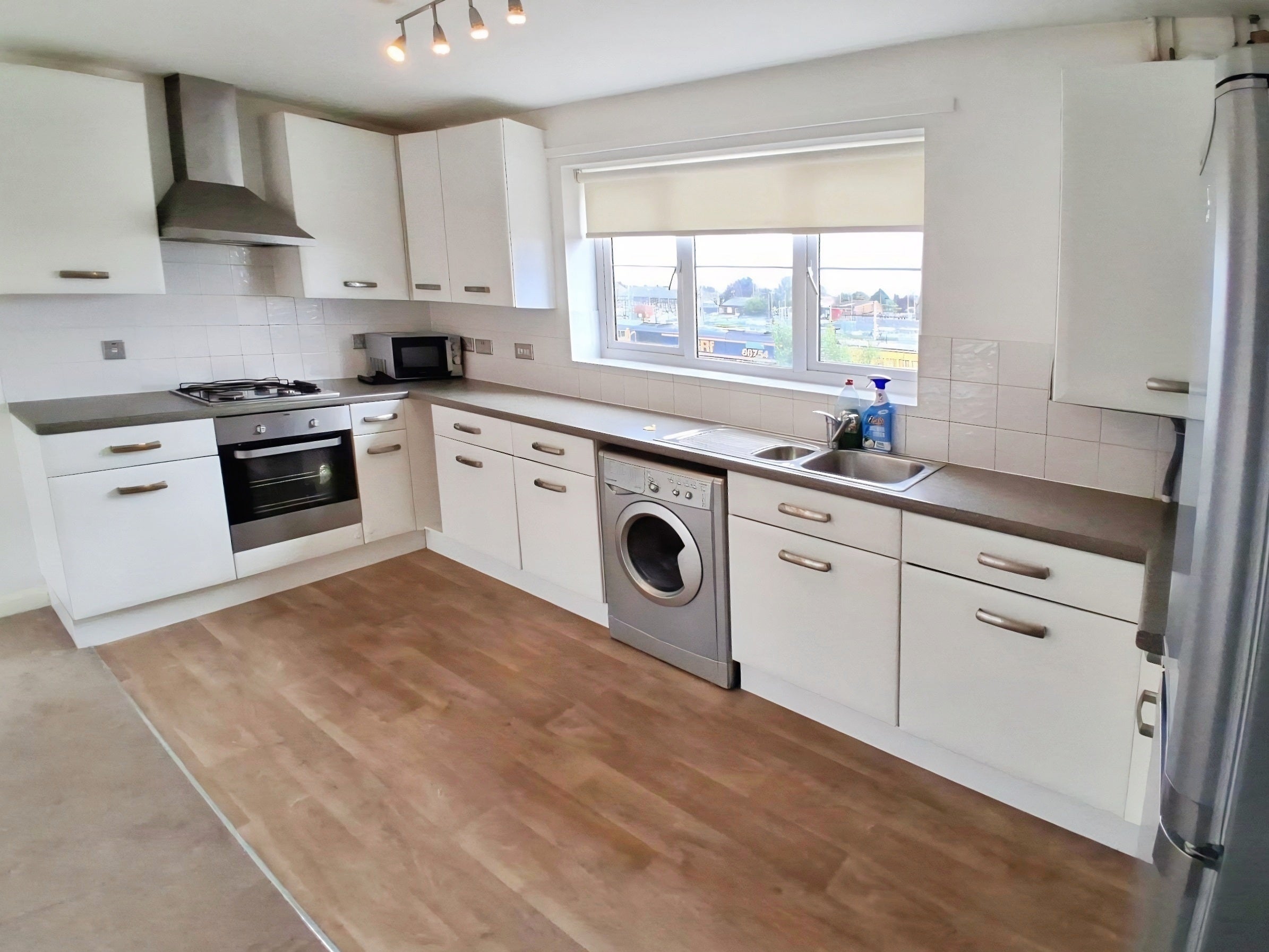 Flat Rathbone Crescent in Peterborough