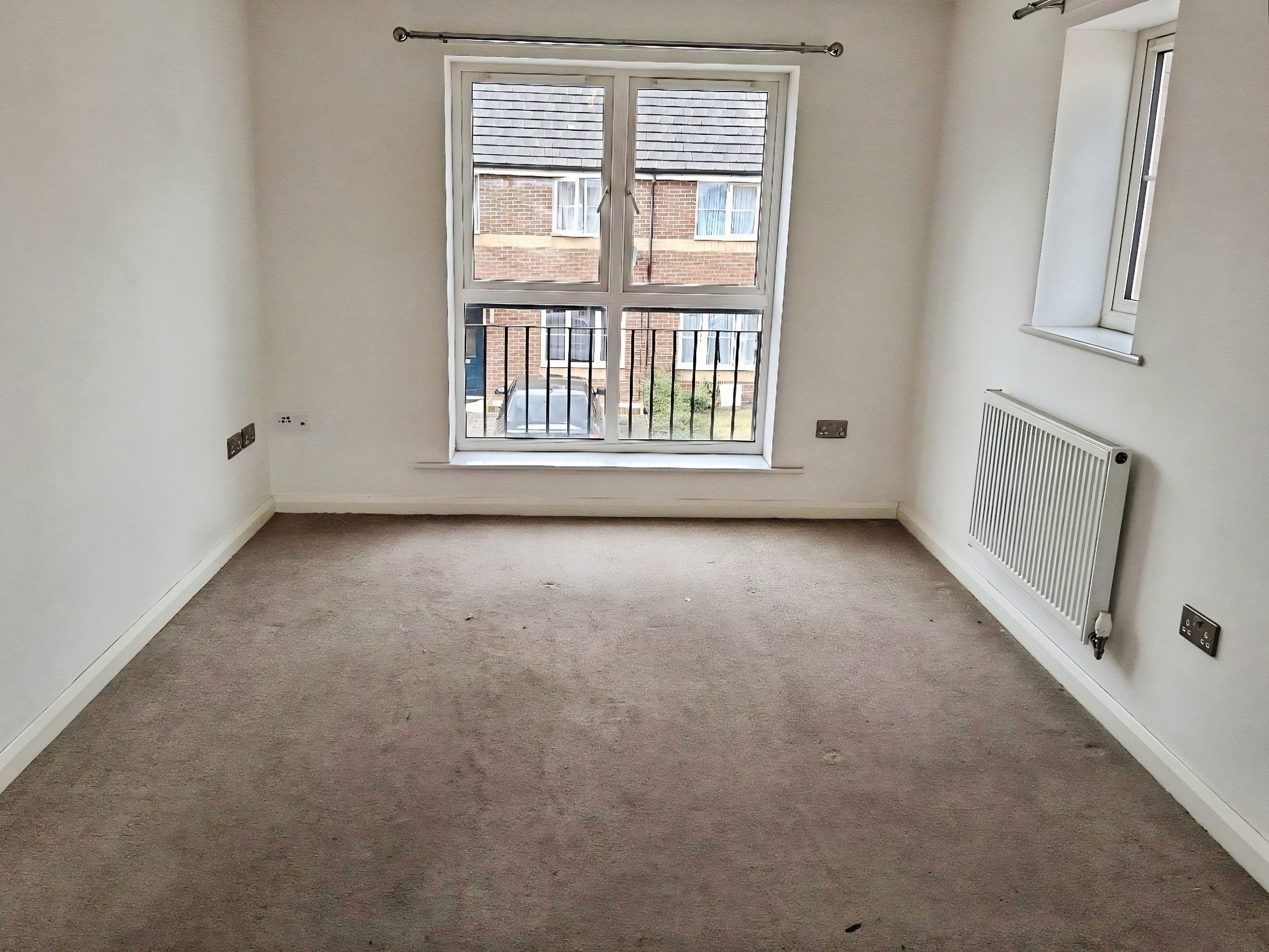 Flat Rathbone Crescent in Peterborough