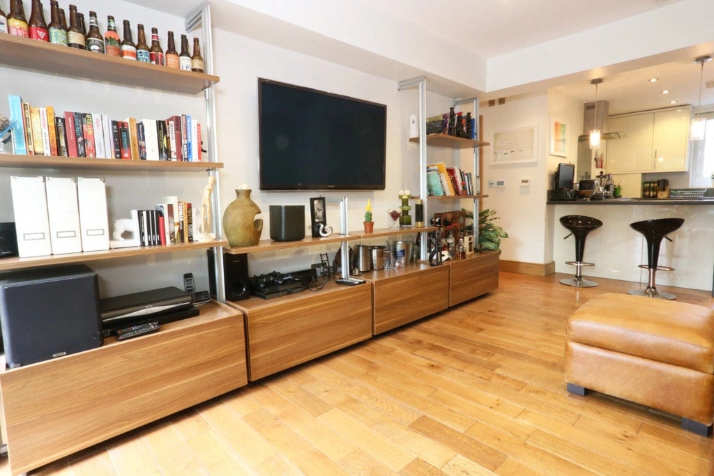 Flat Bethnal Green Estate in Greater London