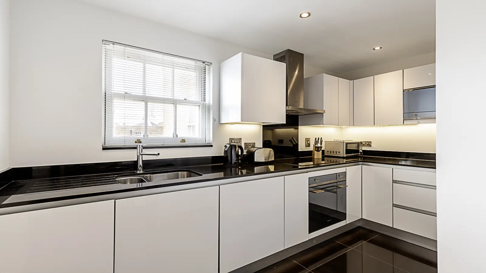 Flat York Street in City of Westminster
