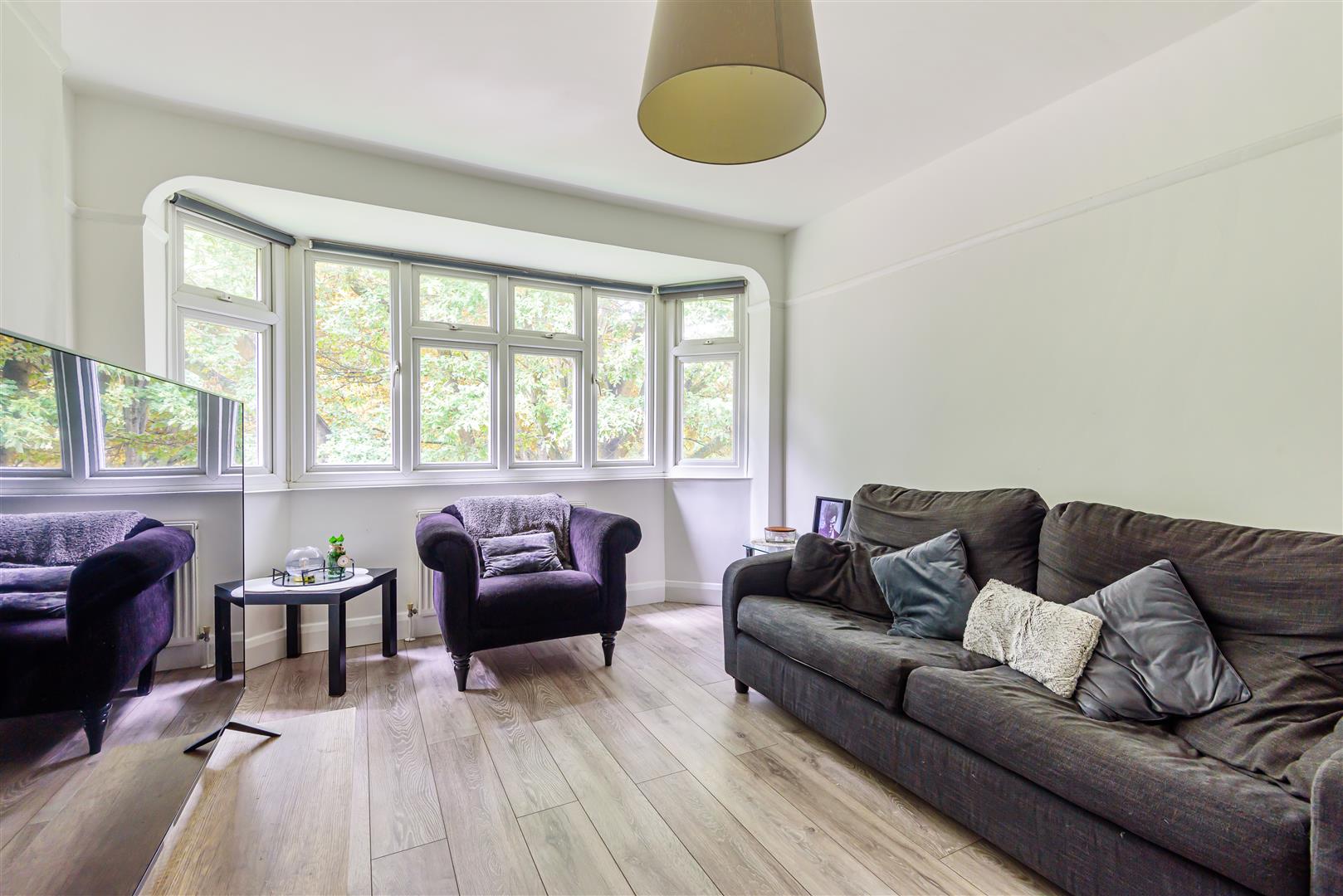 Flat King Street in Greater London