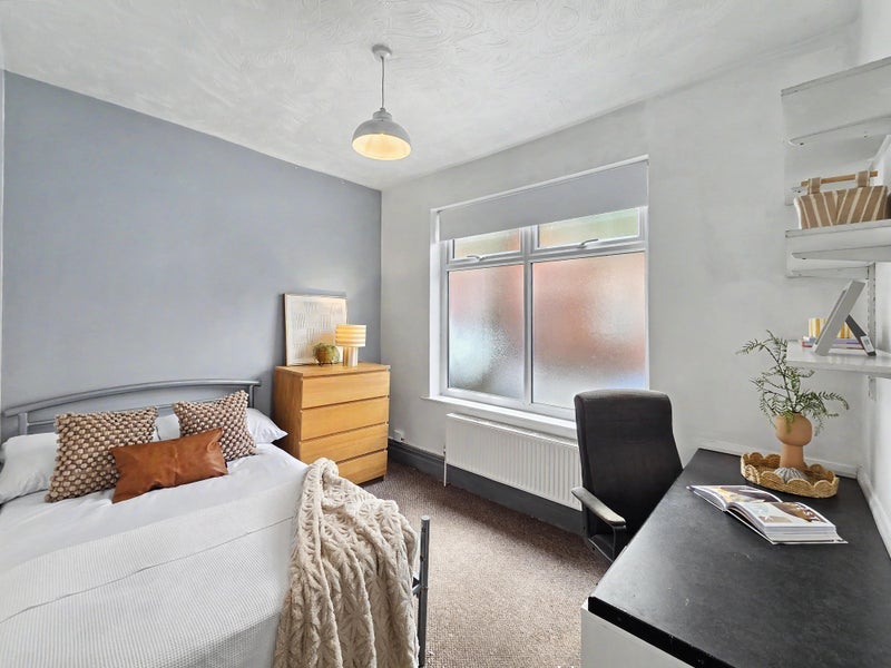 Room Richmond Road in Manchester