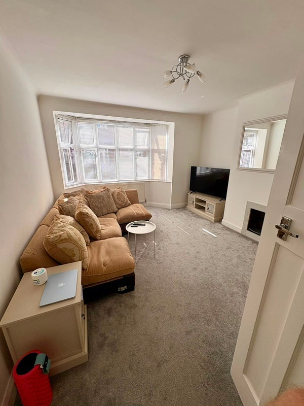 Room Marker Way in Greater London