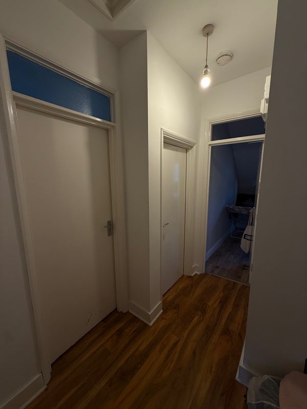 Room Adelaide Avenue in Greater London