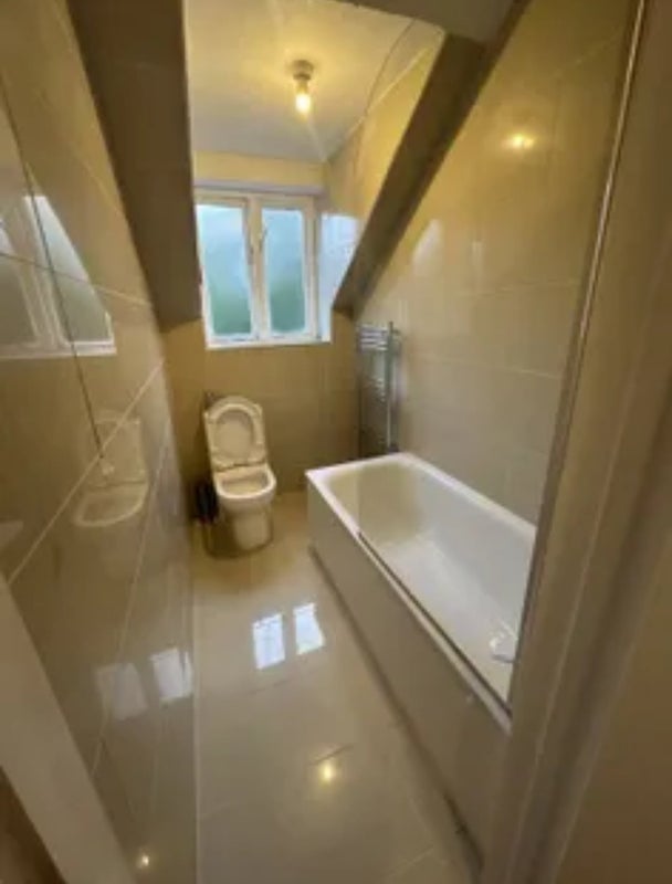 Room Adelaide Avenue in Greater London