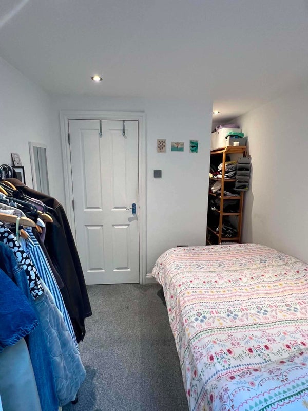 Room Wilberforce Road in Greater London