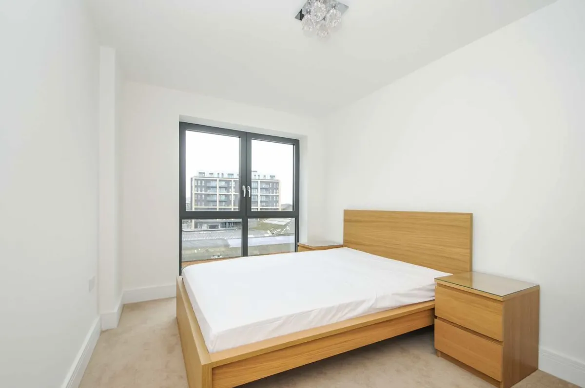 Flat Knightley Walk in Greater London
