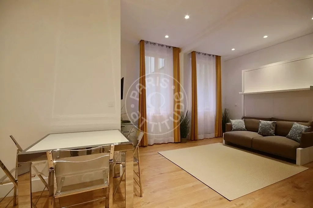 Appartement Rue Beaujon à Paris