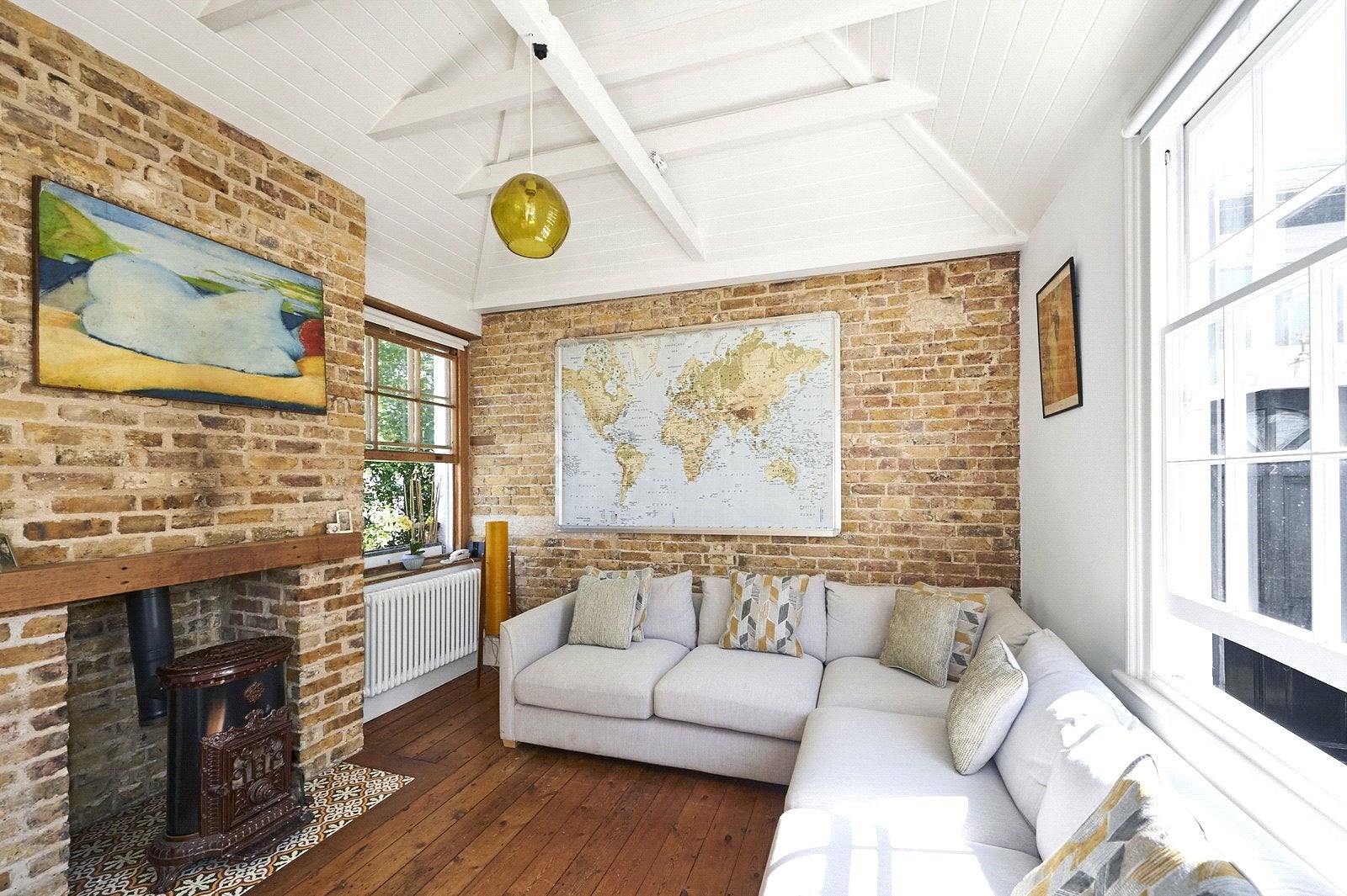 Flat Terrace Lane in Greater London