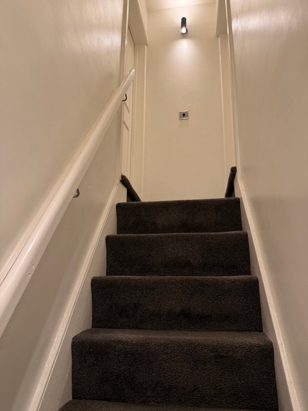 Room Grundy Road in North East Derbyshire