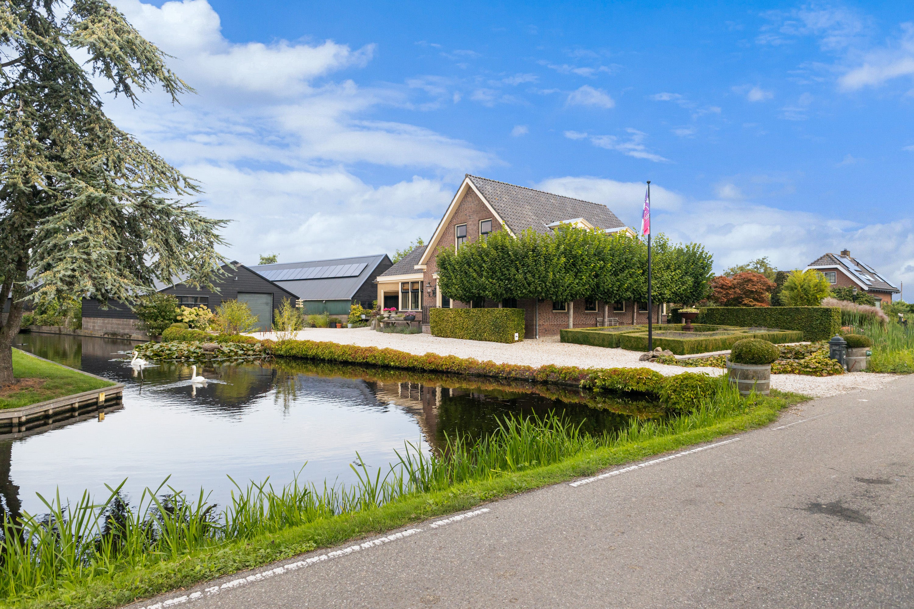 Huis Westeinde 76 in Berkenwoude