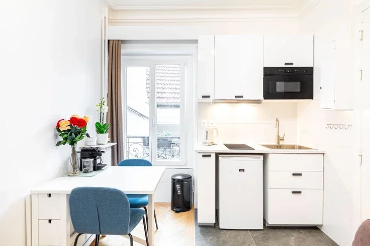 Flat Boulevard du Montparnasse in Paris