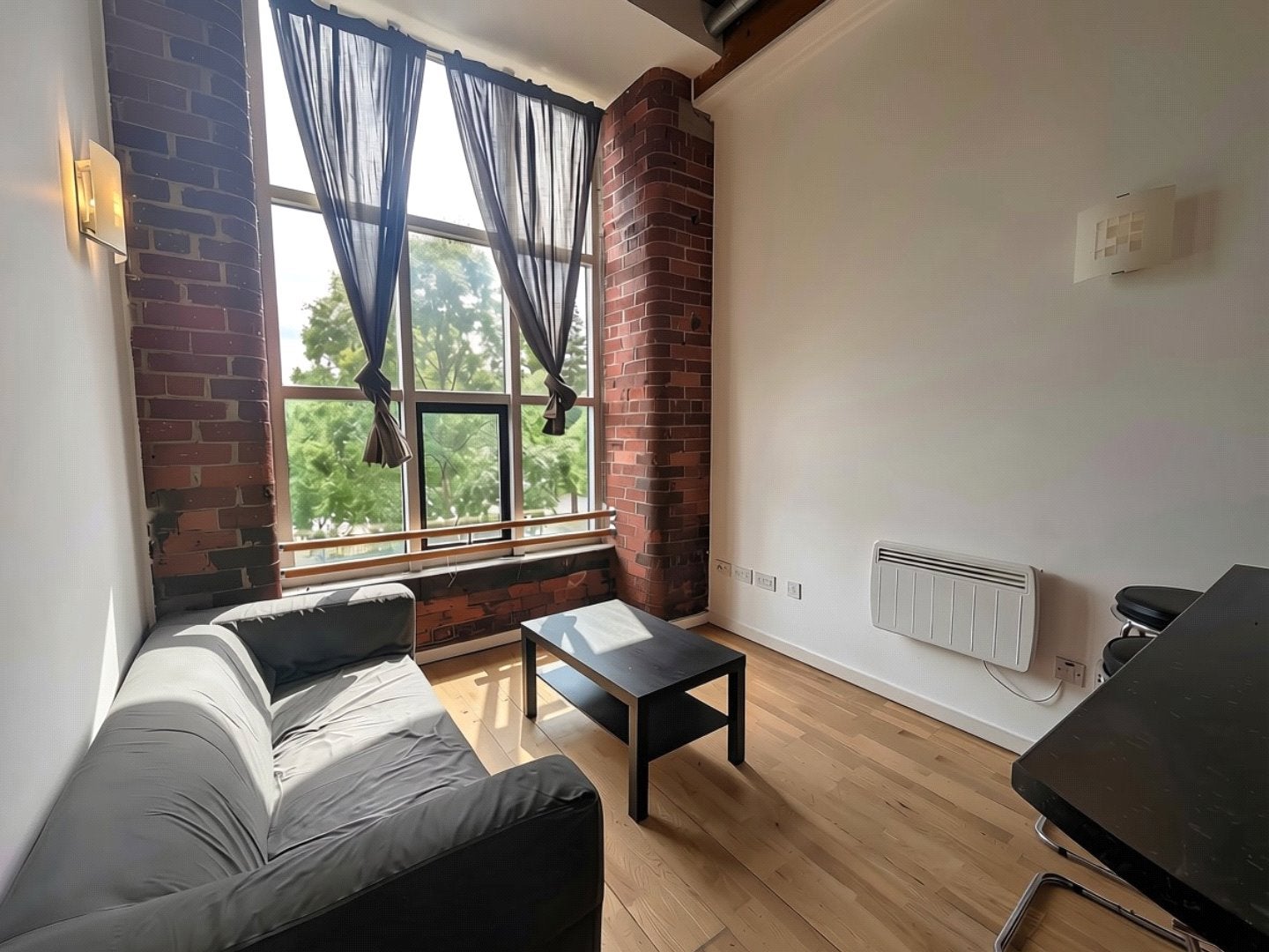 Flat Harlow Close in Stockport