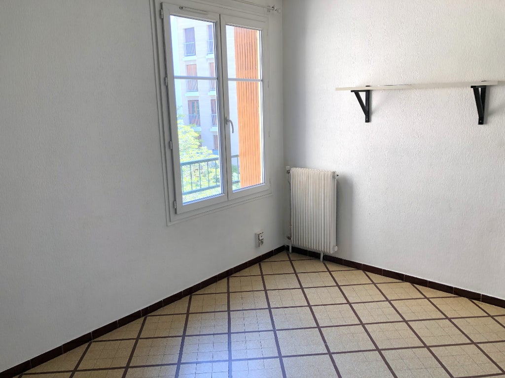 Appartement Rue Alain Savary à Aix-en-Provence