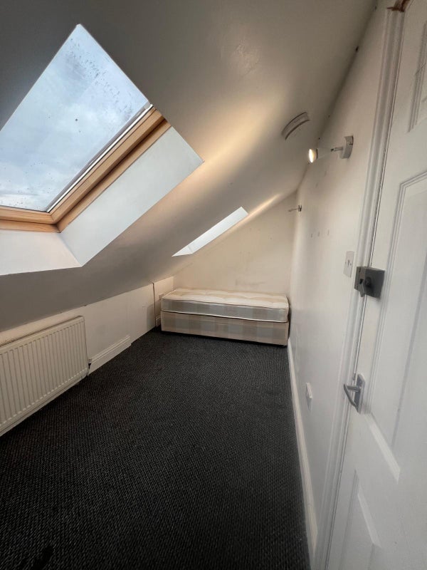 Room Grenaby Avenue in Greater London