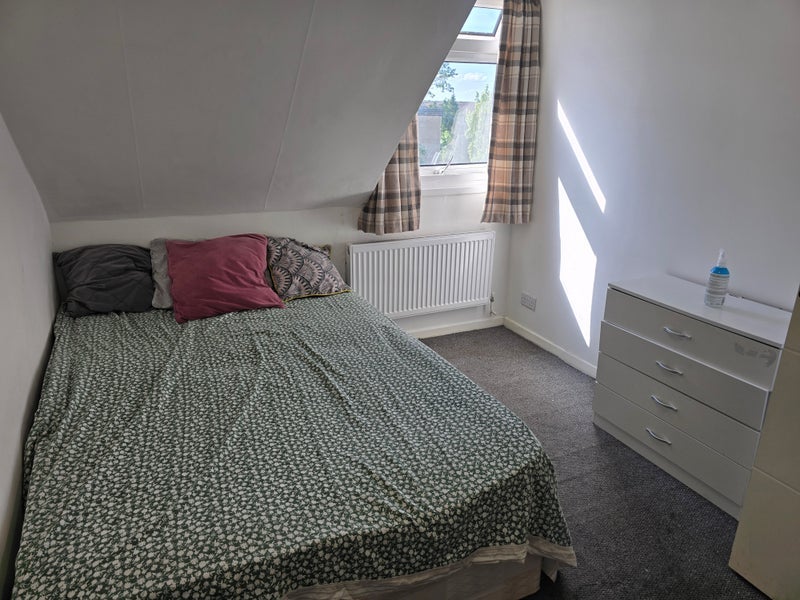 Room Grenaby Avenue in Greater London