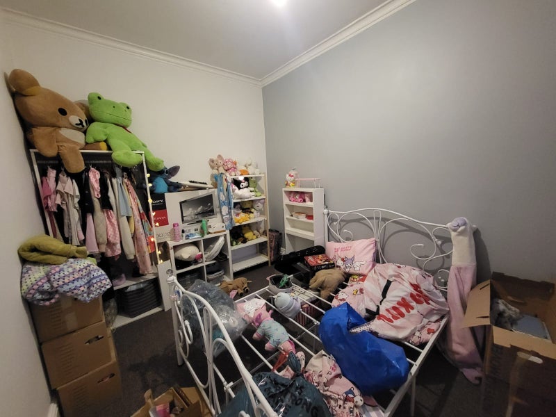 Room Clare Road in Manchester