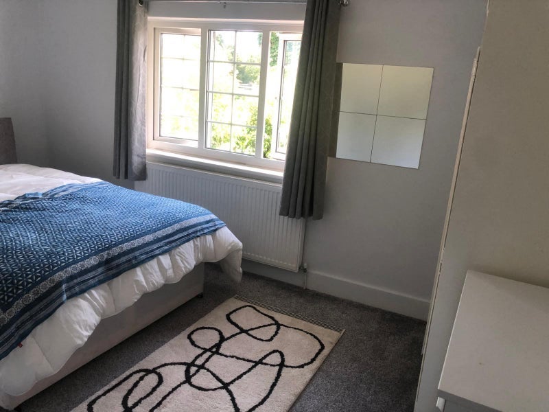 Room Addiscombe Road in Greater London