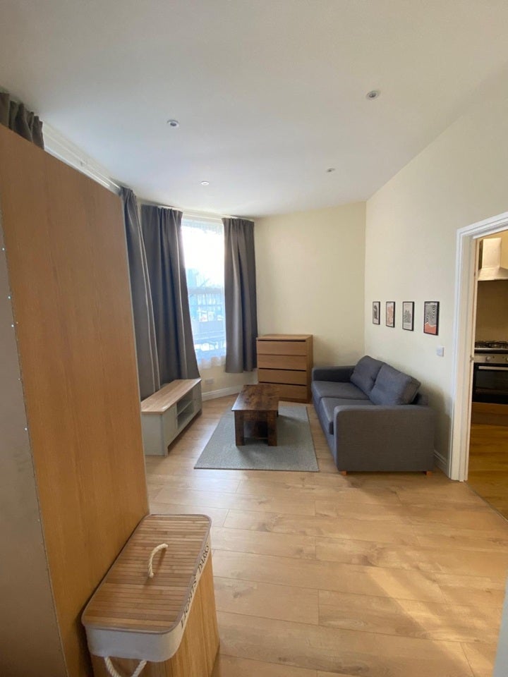 Flat Sutherland Avenue in City of Westminster