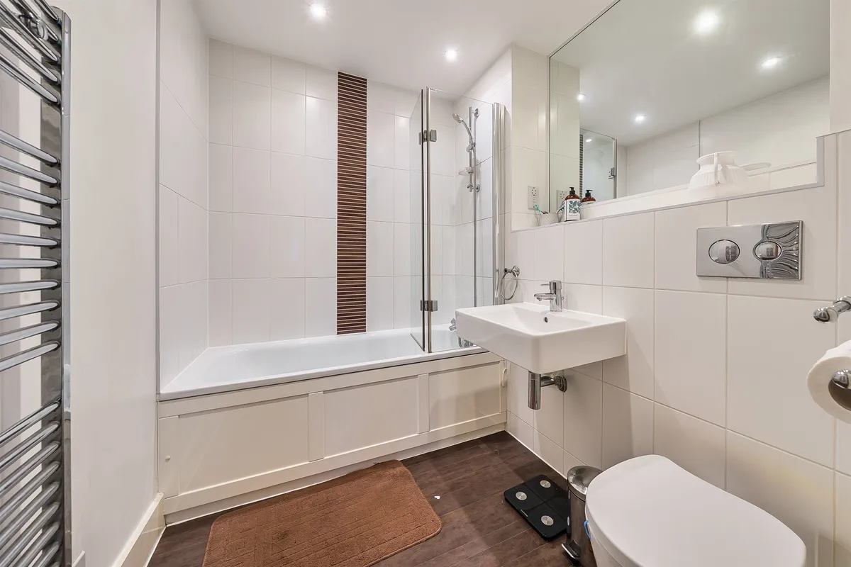 Flat Charrington Place in St Albans