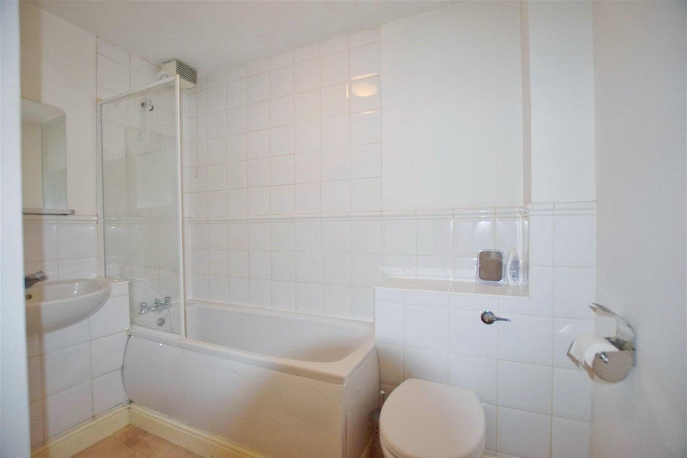 Flat Upton Close in Greater London