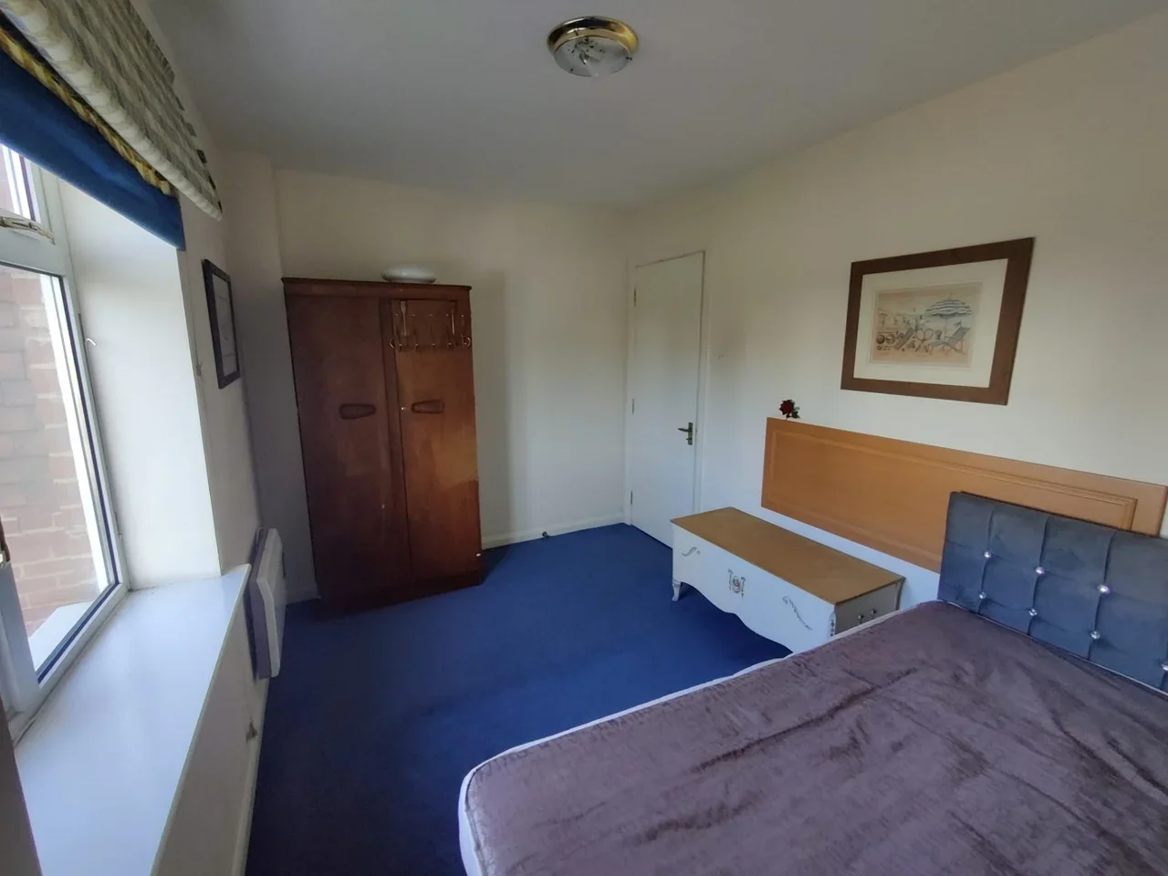 Room Staines Road in Borough of Spelthorne