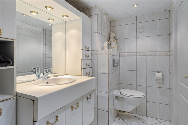 Hoekwoning te koop: Giessenburg 31, Landsmeer