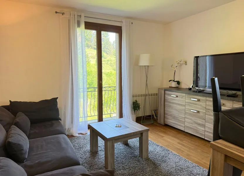 Maison Rue Royale à Serverette
