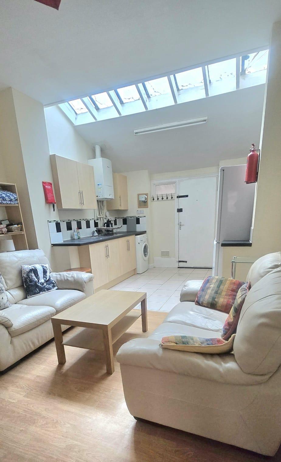 Room Mettham Street in Nottingham