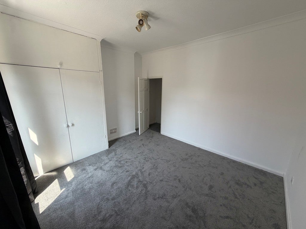 House Back Ivanhoe Street in Farnworth