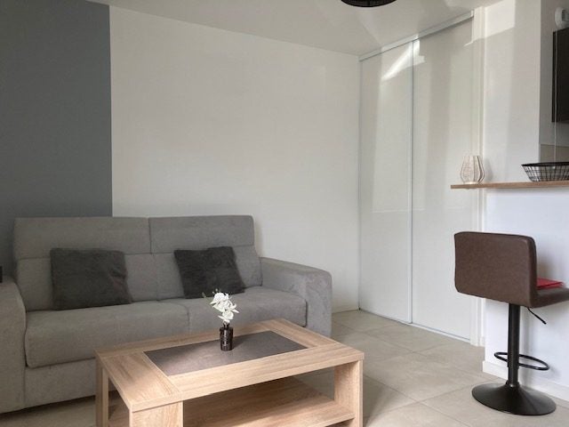 Flat Rue de l'Hirondelle in Angers