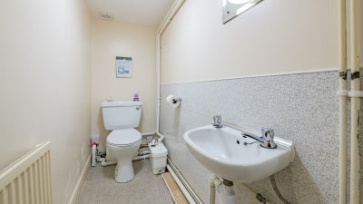 House Burchett Place in Leeds