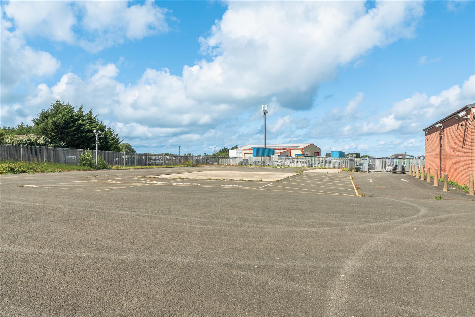 Flat Bouthwood Road in Barrow-in-Furness