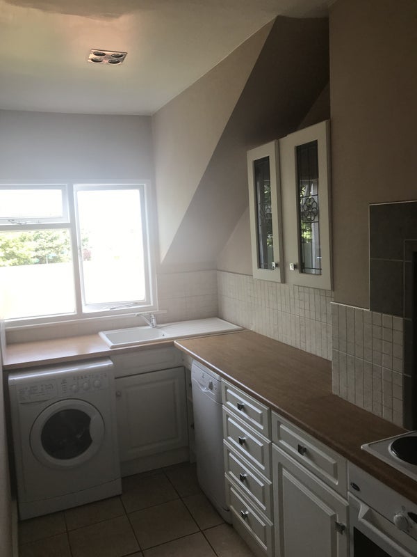 Flat Carmalt Gardens in Greater London