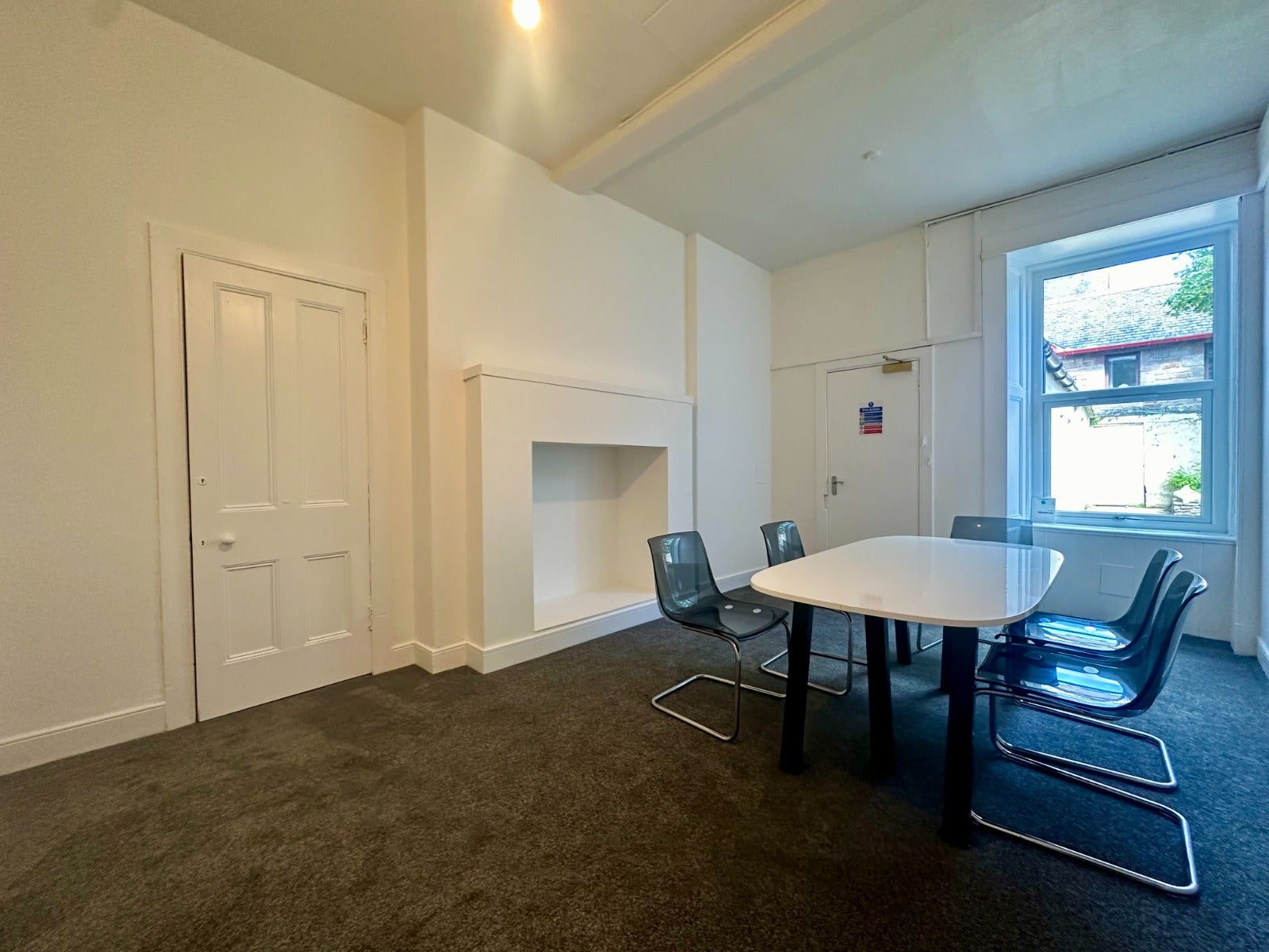 Room Perth Road in Dundee