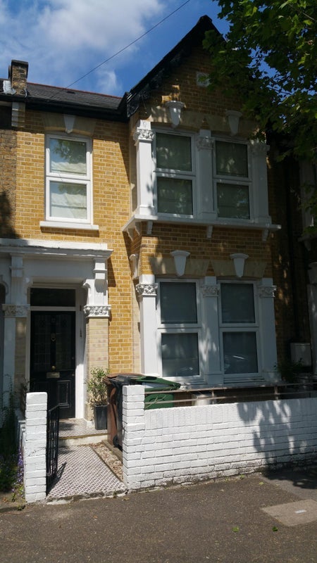 Room Harold Road in Greater London
