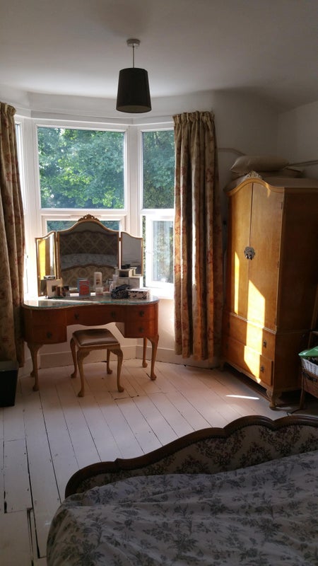 Room Harold Road in Greater London