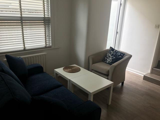 Flat Belle Vue Estate in Greater London