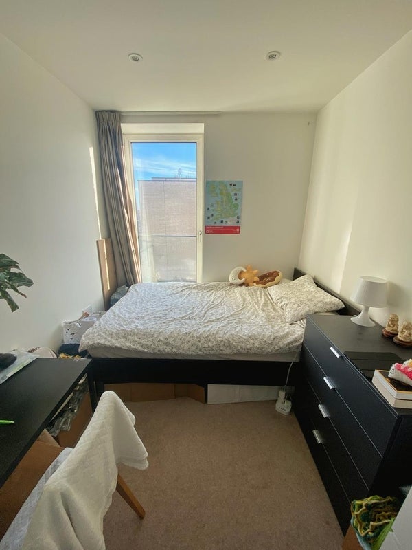 Room Medals Way in Greater London