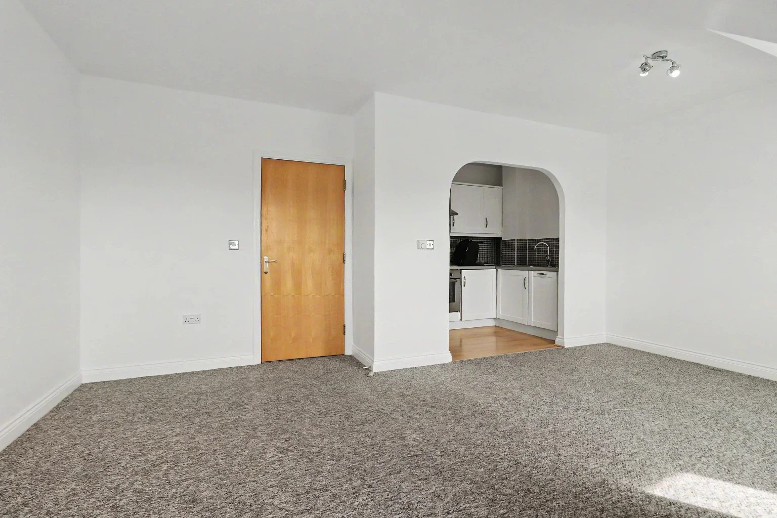 Flat Ramsey Road in Huntingdonshire