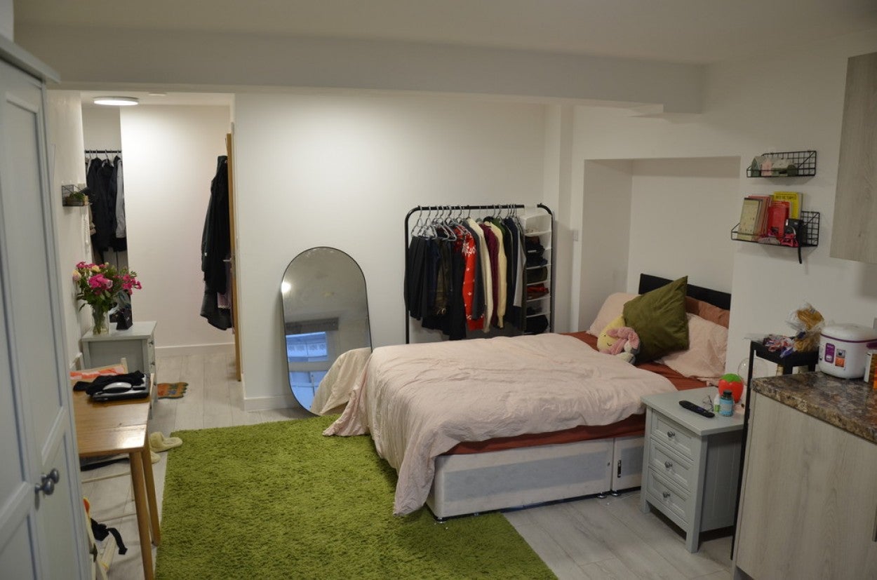 Room Thurland Street in Nottingham