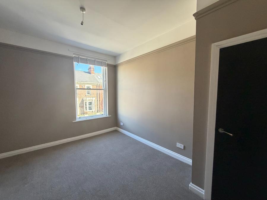 Flat Azalea Terrace North in Sunderland