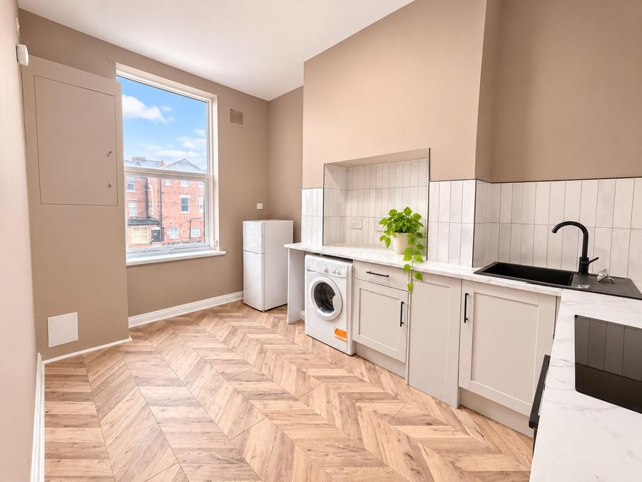 Flat Azalea Terrace North in Sunderland