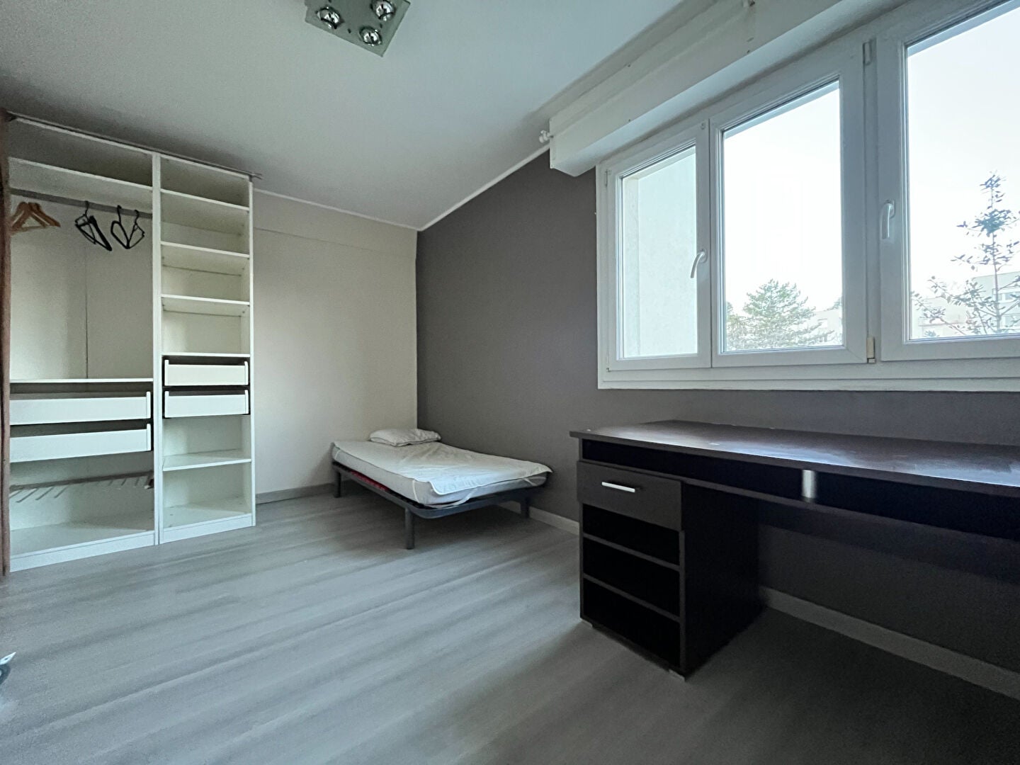 Chambre Rue d'Alsace à Rennes