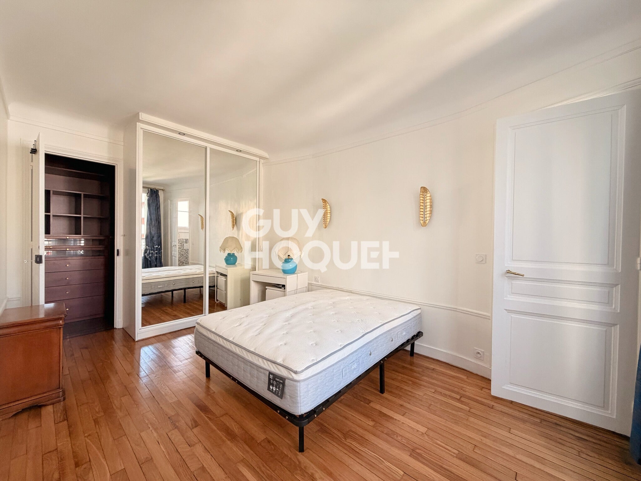 Flat Voie Georges Pompidou in Paris